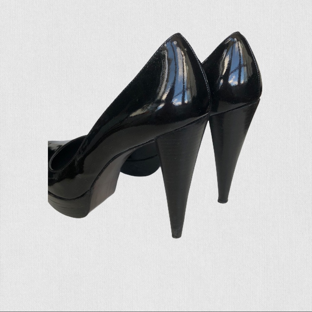 Stuart Weitzman Pointy Toe Patent Leather Pumps 9 - image 5